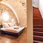 Apartament 6 Guests Flat In Heart Of - Pompidou